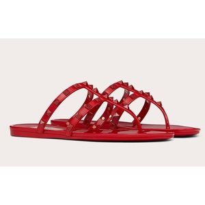 Valentino ROCKSTUD FLAT SANDAL WITH TONAL STUDS
